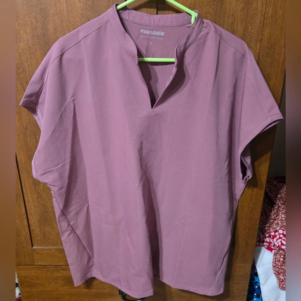 Mandala Women's Mauve Dolman Scrub Top - Picture 1 of 6